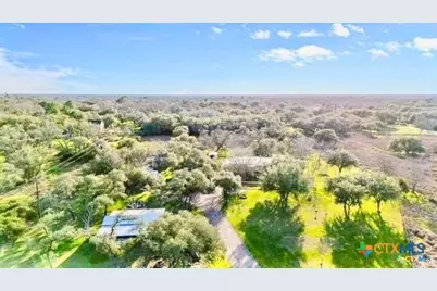 103 Forest View Drive, Victoria, TX 77905 - Photo 16