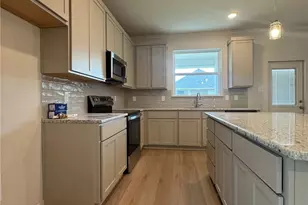 8015 Timber Holw Ln, Temple, TX 76502 - Photo 4