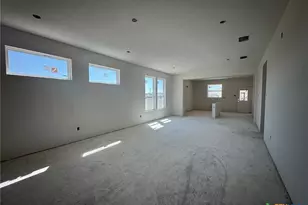 8011 Timber Holw Ln, Temple, TX 76502 - Photo 10