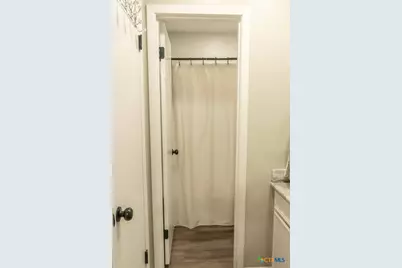 204 Timberlane Drive, Victoria, TX 77901 - Photo 12