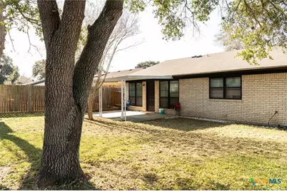204 Timberlane Drive, Victoria, TX 77901 - Photo 18