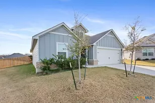 1700 Cedrus Dr, Harker Heights, TX 76513 - Photo 2