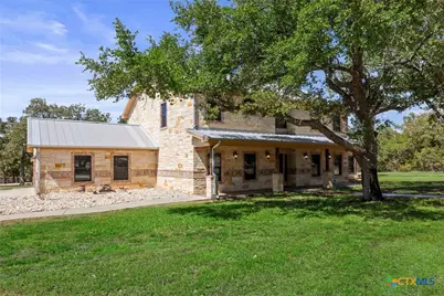 1130 Eastern Oaks, Florence, TX 76527 - Photo 4