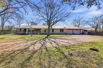 890 State Highway 95, Yoakum, TX 77995 - Photo 24