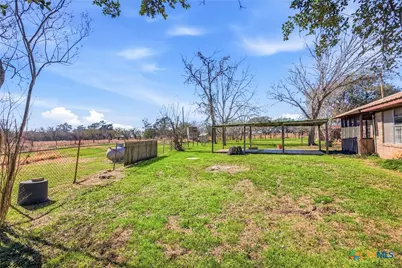 890 State Highway 95, Yoakum, TX 77995 - Photo 30