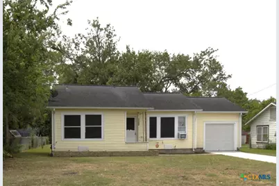 1109 Manor Drive, Victoria, TX 77901 - Photo 1