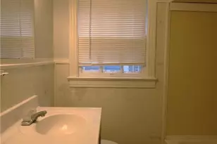 1109 Manor Dr, Victoria, TX 77901 - Photo 8