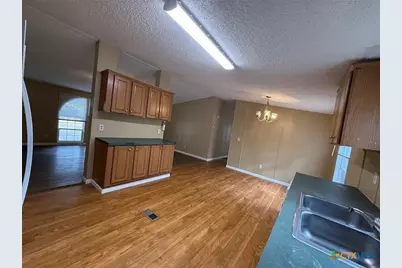 136 Sonnyland Drive, Canyon Lake, TX 78133 - Photo 8