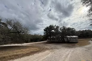 136 Sonnyland Dr, Canyon Lake, TX 78133 - Photo 22