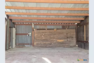 265 Sandy Oaks Drive, Seguin, TX 78155 - Photo 14