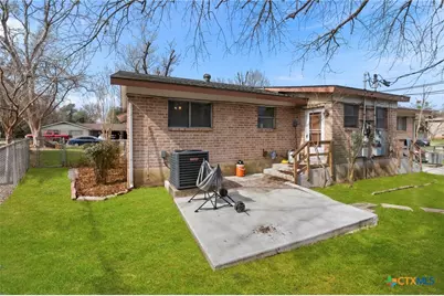 318 Craddock Avenue, San Marcos, TX 78666 - Photo 6