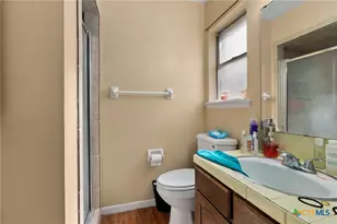 318 Craddock Ave, San Marcos, TX 78666 - Photo 14