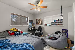 318 Craddock Ave, San Marcos, TX 78666 - Photo 10