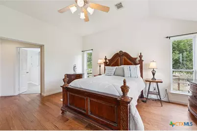 424 N Crawford Lane, Bartlett, TX 76511 - Photo 12