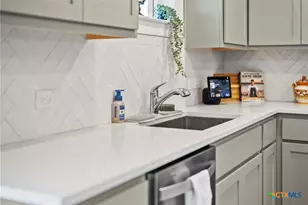 2906 Vista Pkwy, New Braunfels, TX 78130 - Photo 14