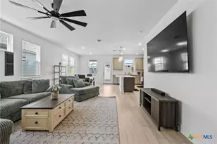 2906 Vista Pkwy, New Braunfels, TX 78130 - Photo 10