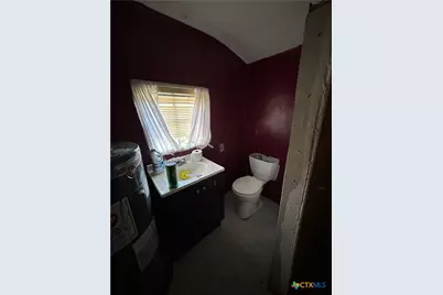 1109 E Power, Victoria, TX 77901 - Photo 10