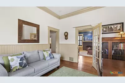 418 S Santa Clara Avenue, New Braunfels, TX 78130 - Photo 24