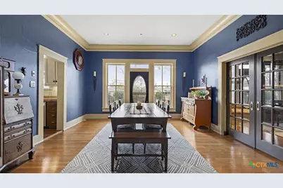 418 S Santa Clara Avenue, New Braunfels, TX 78130 - Photo 12