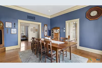 418 S Santa Clara Avenue, New Braunfels, TX 78130 - Photo 10