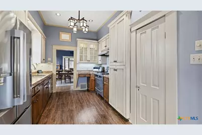 418 S Santa Clara Avenue, New Braunfels, TX 78130 - Photo 14