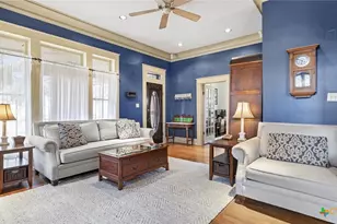 418 S Santa Clara Ave, New Braunfels, TX 78130 - Photo 4