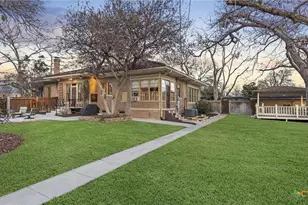 418 S Santa Clara Ave, New Braunfels, TX 78130 - Photo 44