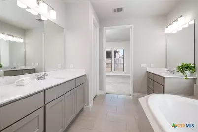 636 Vireos Street, New Braunfels, TX 78132 - Photo 12