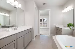 636 Vireos St, New Braunfels, TX 78132 - Photo 12
