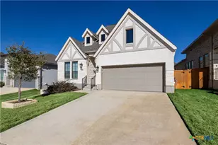 636 Vireos St, New Braunfels, TX 78132 - Photo 2