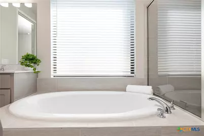 636 Vireos Street, New Braunfels, TX 78132 - Photo 14