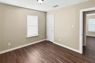 816 E Avenue M, Temple, TX 76504 - Photo 18