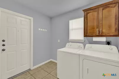 2219 Sun Chase Boulevard, New Braunfels, TX 78130 - Photo 14