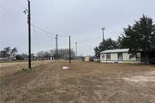 221 Fm 1107, Stockdale, TX 78160 - Photo 2