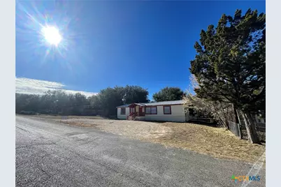 519 Royal Oak Drive, Canyon Lake, TX 78133 - Photo 2