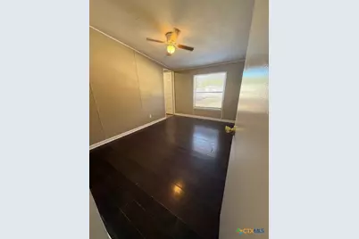 519 Royal Oak Drive, Canyon Lake, TX 78133 - Photo 6