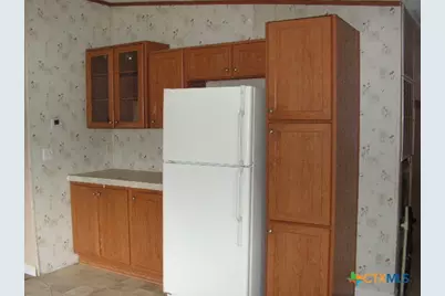 106 Gbrv Loop, Canyon Lake, TX 78133 - Photo 8