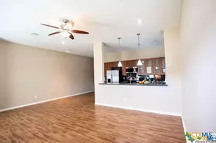 602 and 604 E Juan Linn St, Victoria, TX 77901 - Photo 6