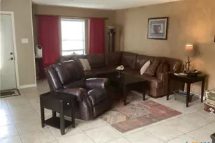 1065 Stone Trail, New Braunfels, TX 78130 - Photo 10