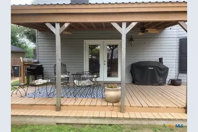 1065 Stone Trail, New Braunfels, TX 78130 - Photo 20