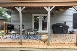 1065 Stone Trail, New Braunfels, TX 78130 - Photo 20