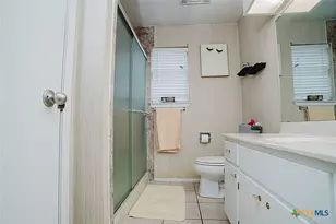 1551 Willow Creek Rd, Seguin, TX 78155 - Photo 22