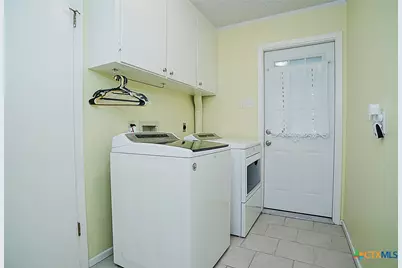 1551 Willow Creek Road, Seguin, TX 78155 - Photo 14