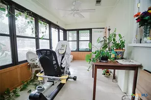 1551 Willow Creek Rd, Seguin, TX 78155 - Photo 6