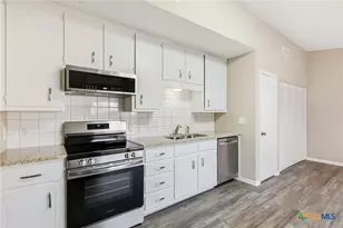 509 Ivanhoe Dr, Victoria, TX 77901 - Photo 20