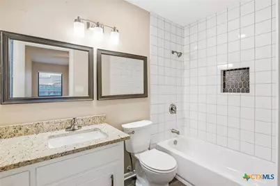 509 Ivanhoe Drive, Victoria, TX 77901 - Photo 30