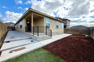 216 Star Pass, Jarrell, TX 76537 - Photo 26