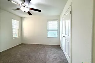 216 Star Pass, Jarrell, TX 76537 - Photo 20