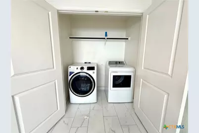 216 Star Pass, Jarrell, TX 76537 - Photo 14