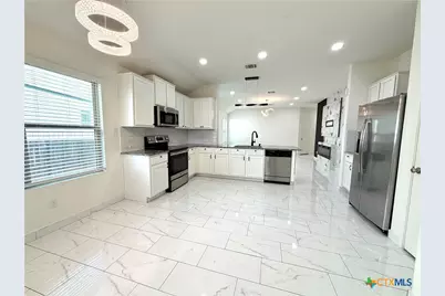 216 Star Pass, Jarrell, TX 76537 - Photo 6